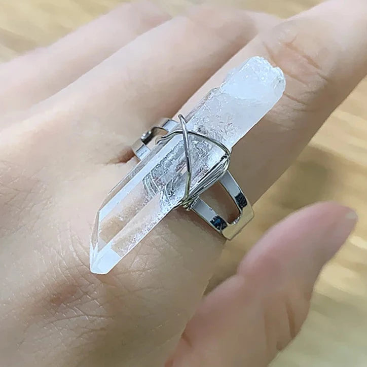 Anel de Pedra Natural Irregular em Cristal