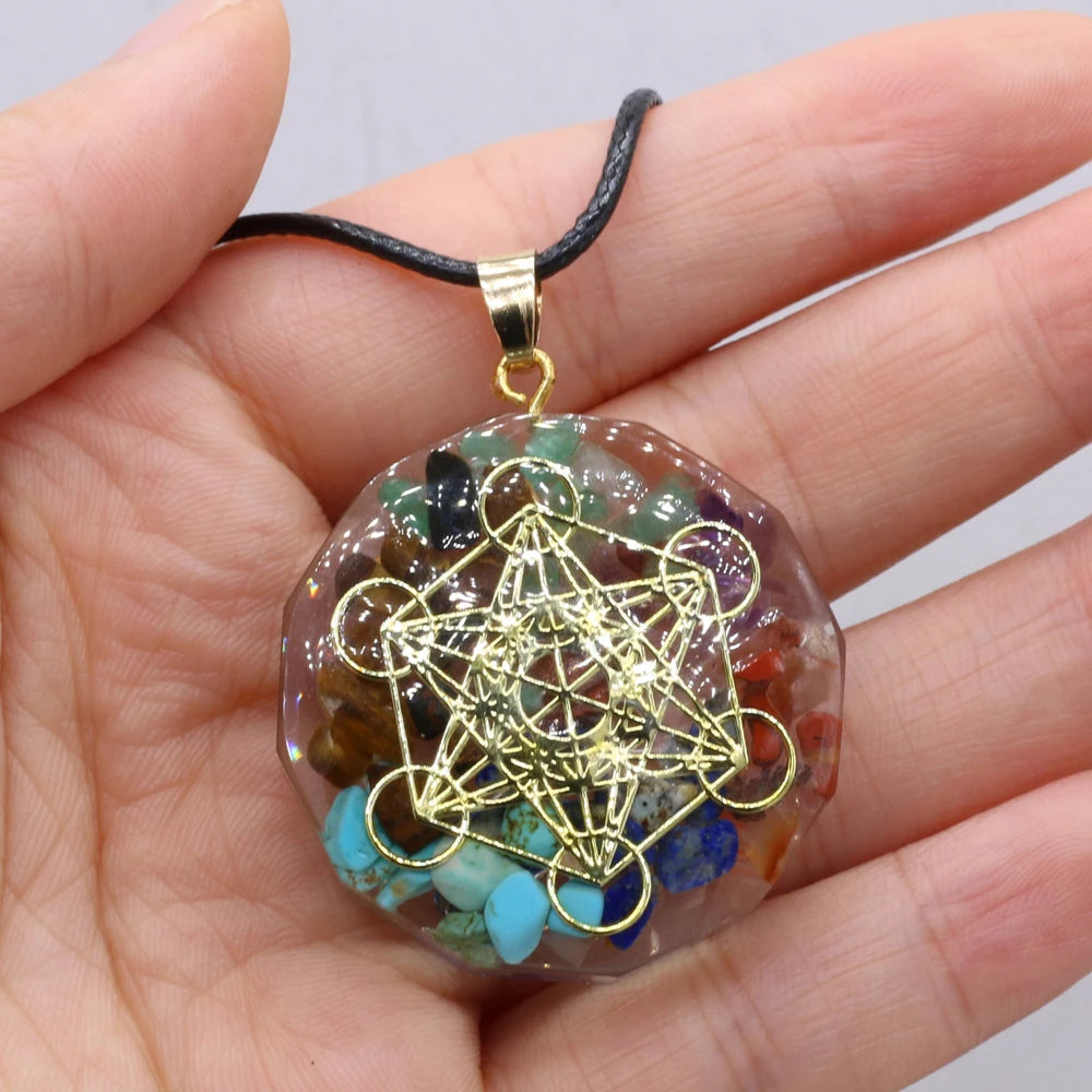 Chama Interior: Amuletos Orgonite para Elevação Energética