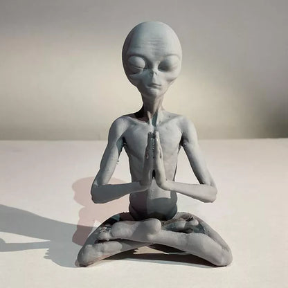 Estátua de Meditação Alienígena